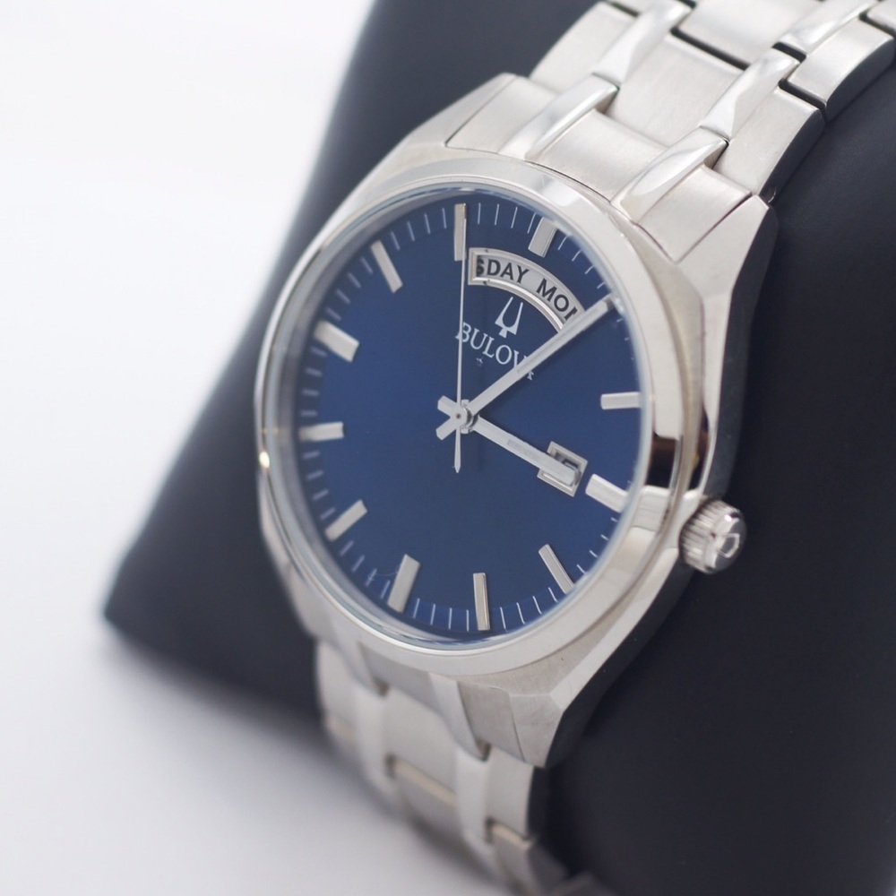 Bulova Men's Watch with Blue Dial and Silver Bracelet - Picture 4 of 5